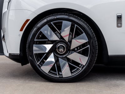 2027 Rolls-Royce Cullinan Base