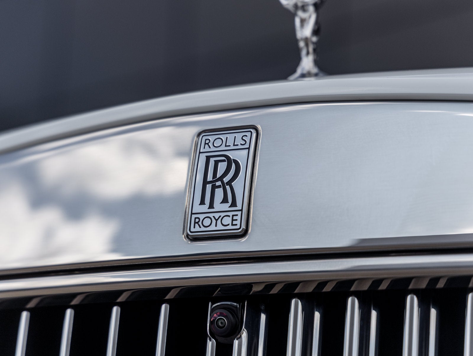 2027 Rolls-Royce Cullinan Base