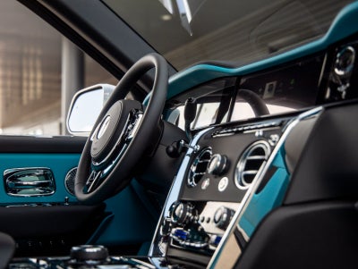 2027 Rolls-Royce Cullinan Base