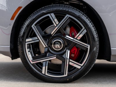 2027 Rolls-Royce Cullinan Black Badge