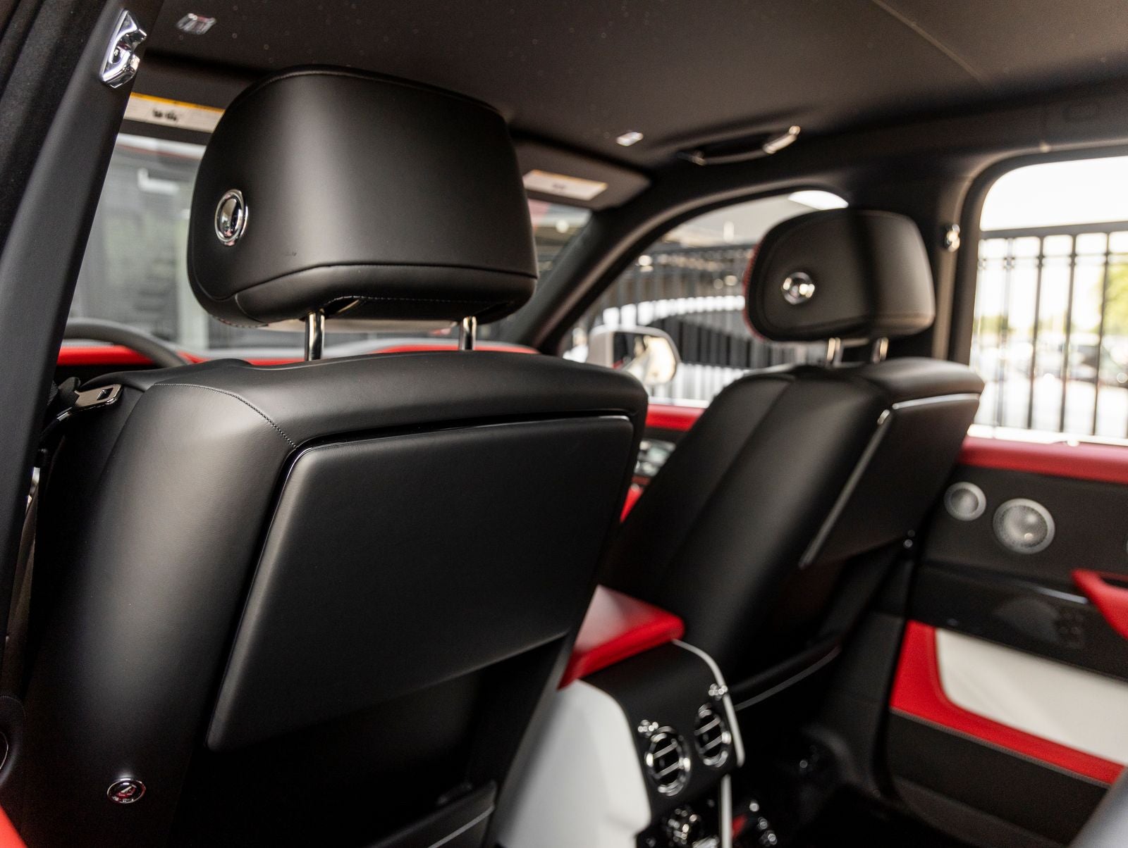 2027 Rolls-Royce Cullinan Black Badge