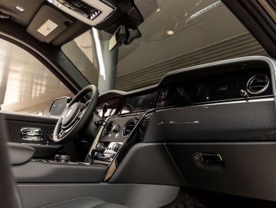 2027 Rolls-Royce Cullinan Black Badge