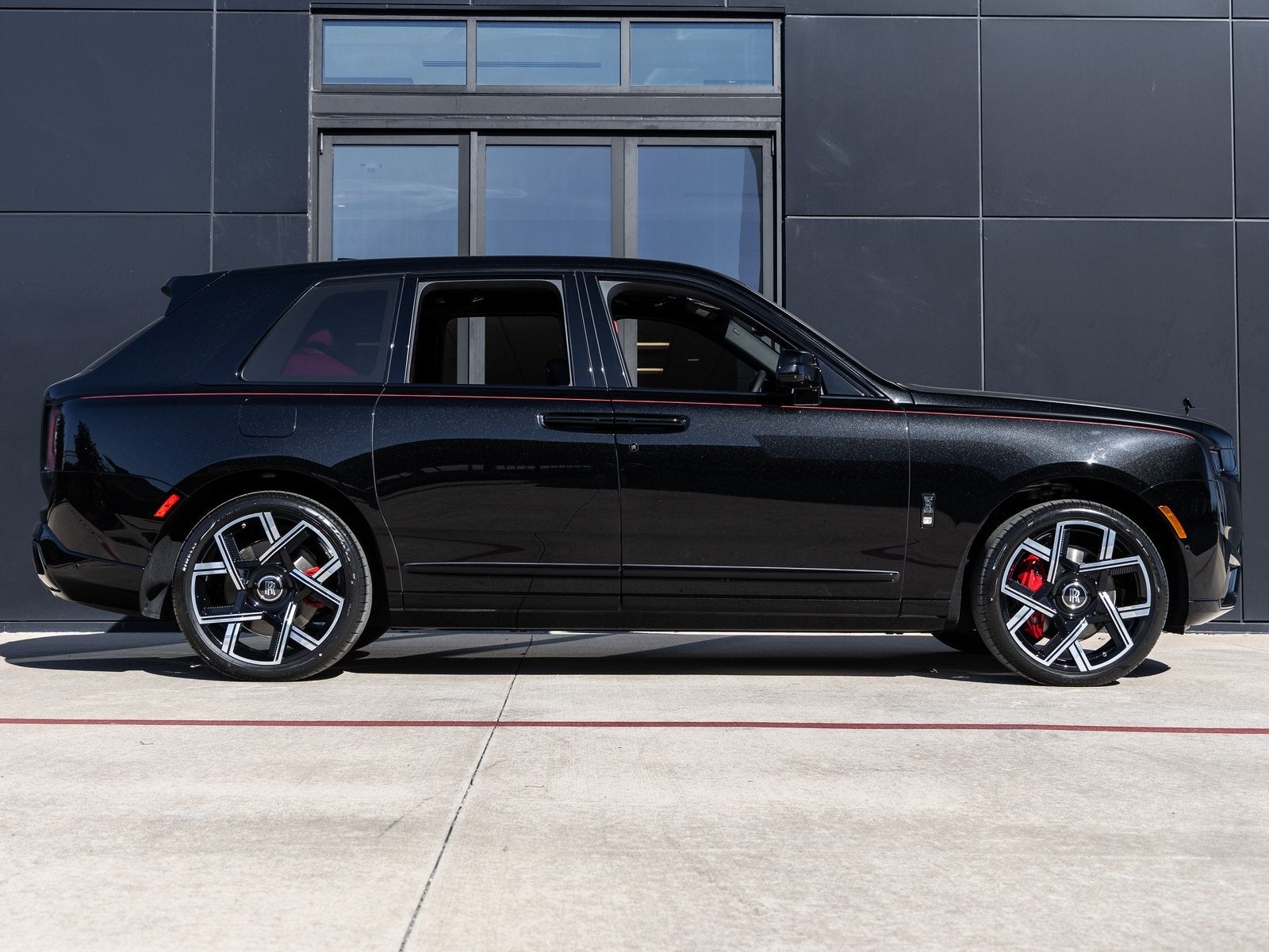 2026 Rolls-Royce Black Badge Cullinan 