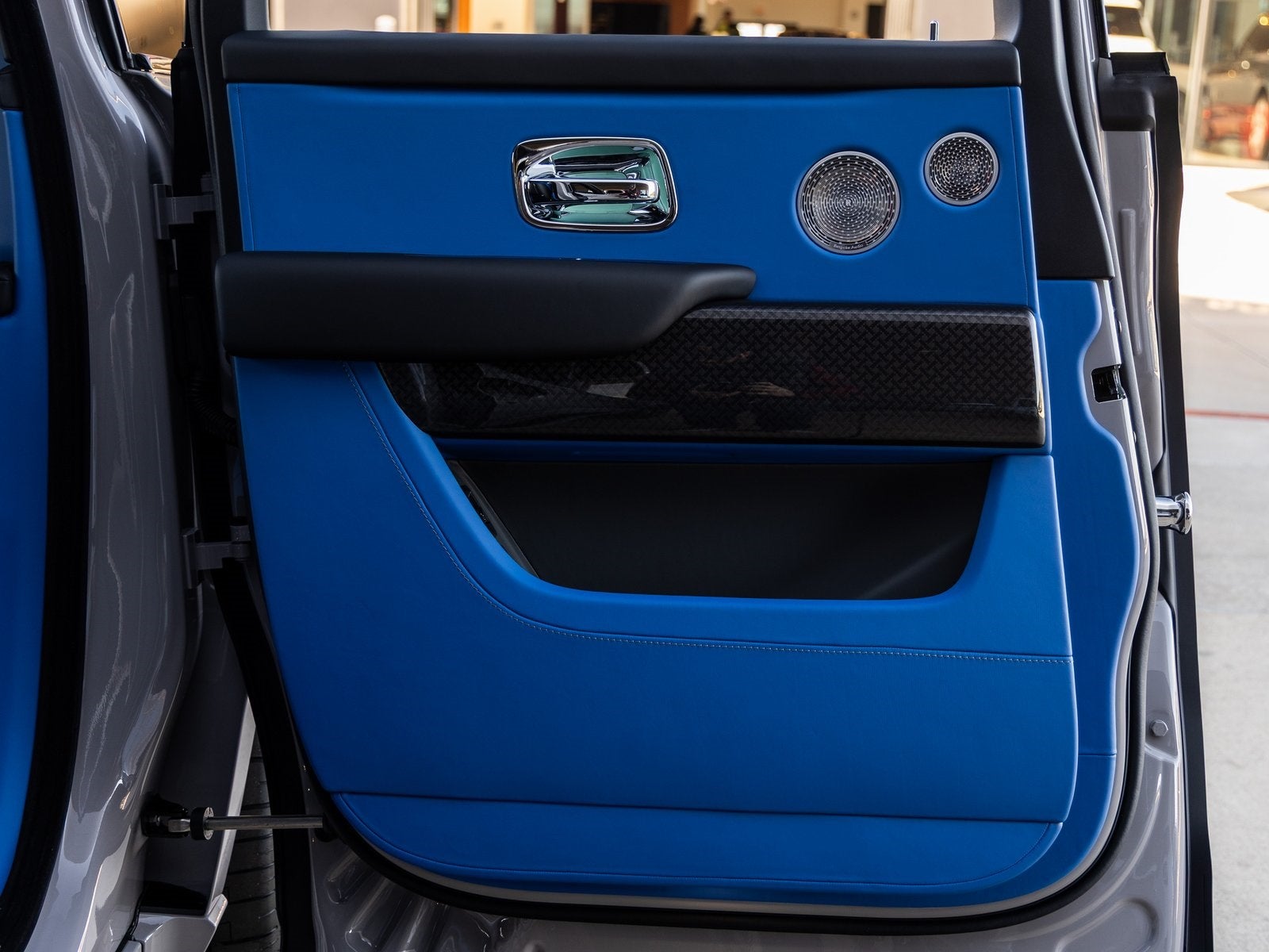 2026 Rolls-Royce Black Badge Cullinan 