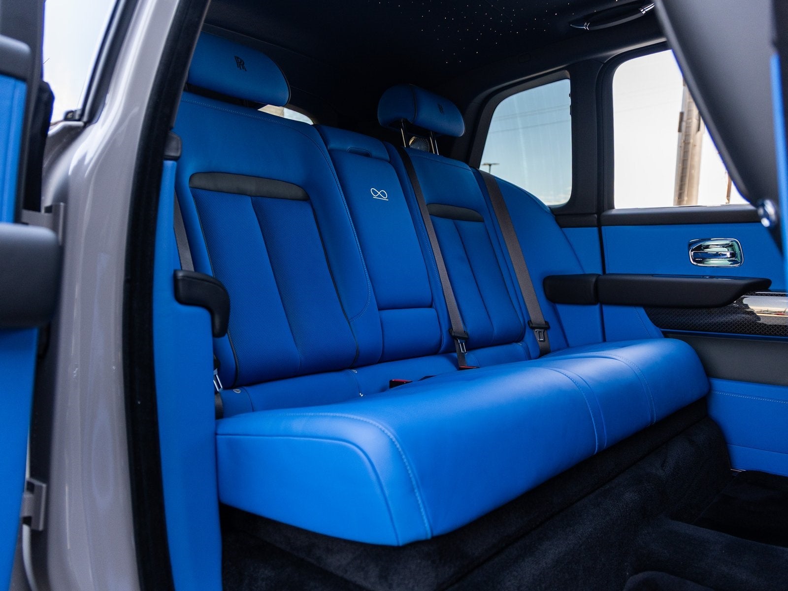 2026 Rolls-Royce Black Badge Cullinan 