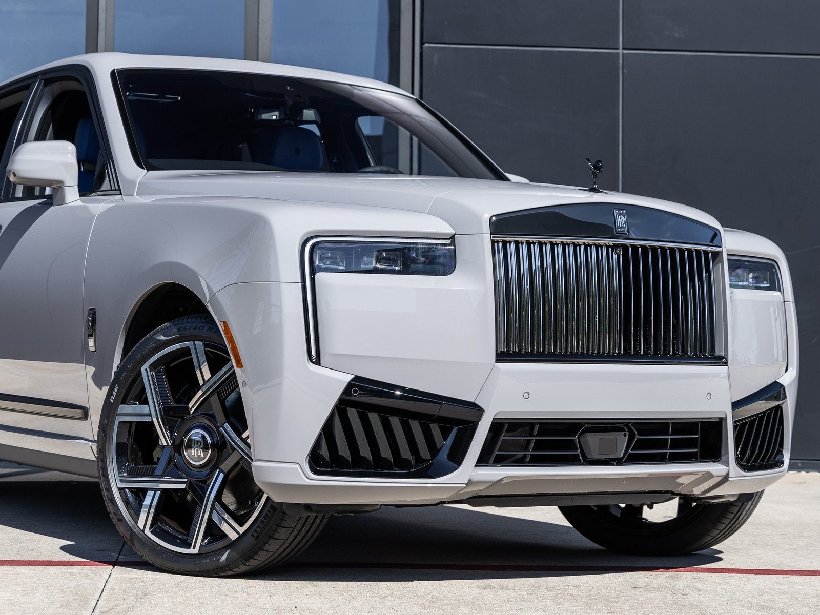 2026 Rolls-Royce Black Badge Cullinan 