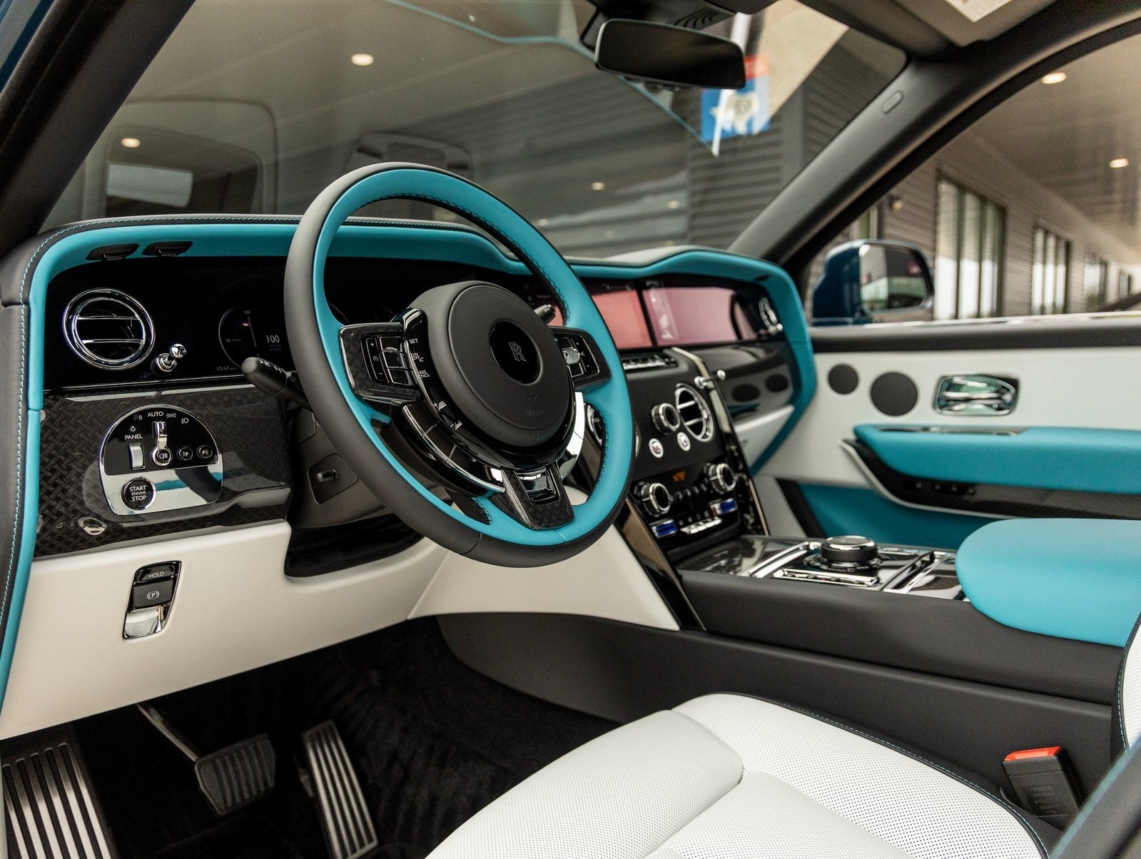 2026 Rolls-Royce Black Badge Cullinan Black Badge