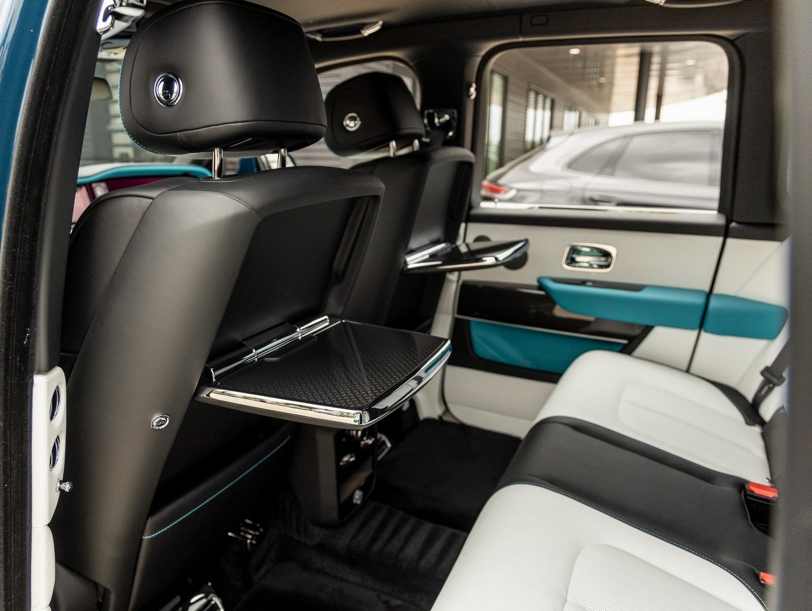 2026 Rolls-Royce Black Badge Cullinan Black Badge