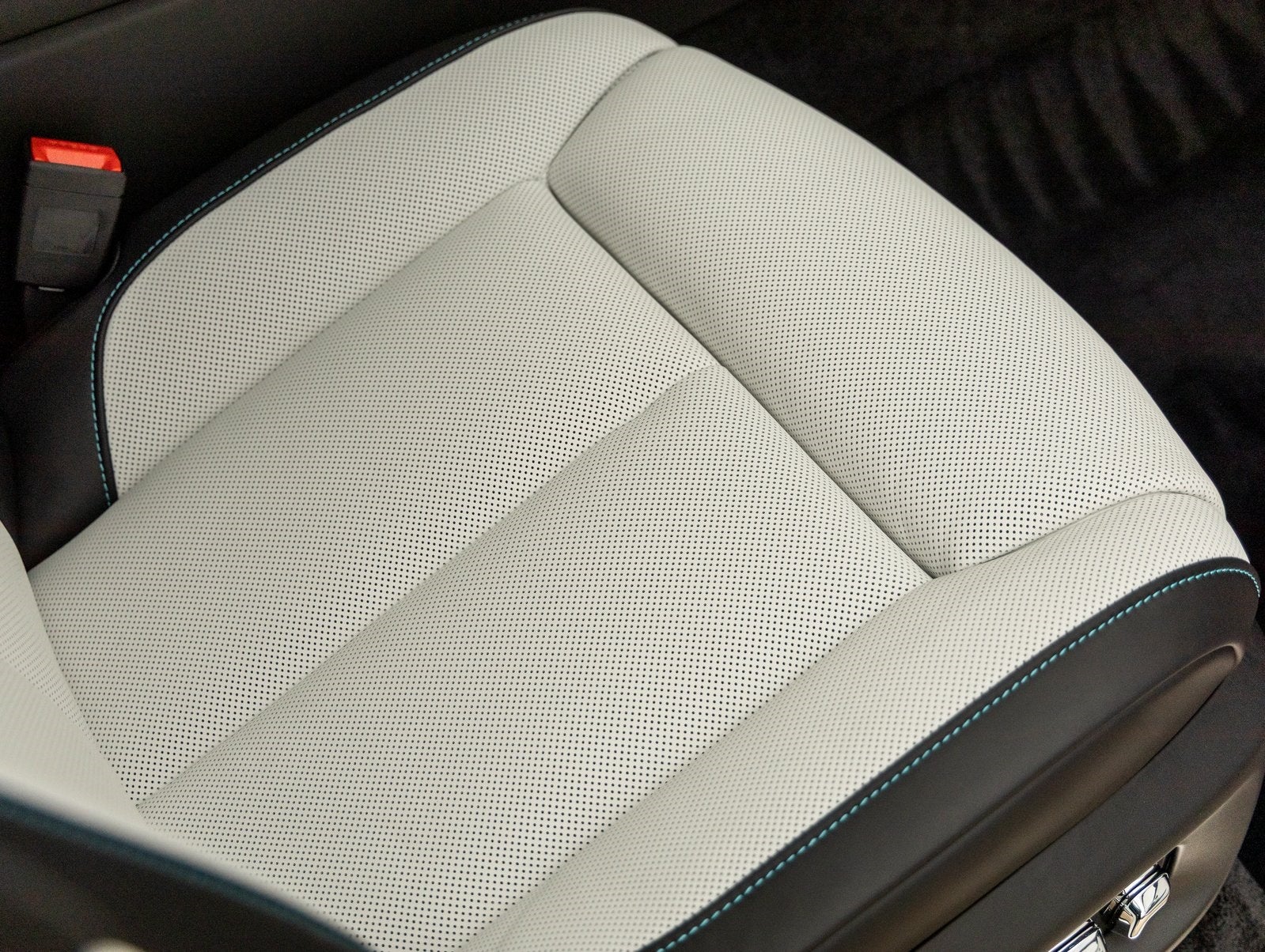 2026 Rolls-Royce Black Badge Cullinan Black Badge