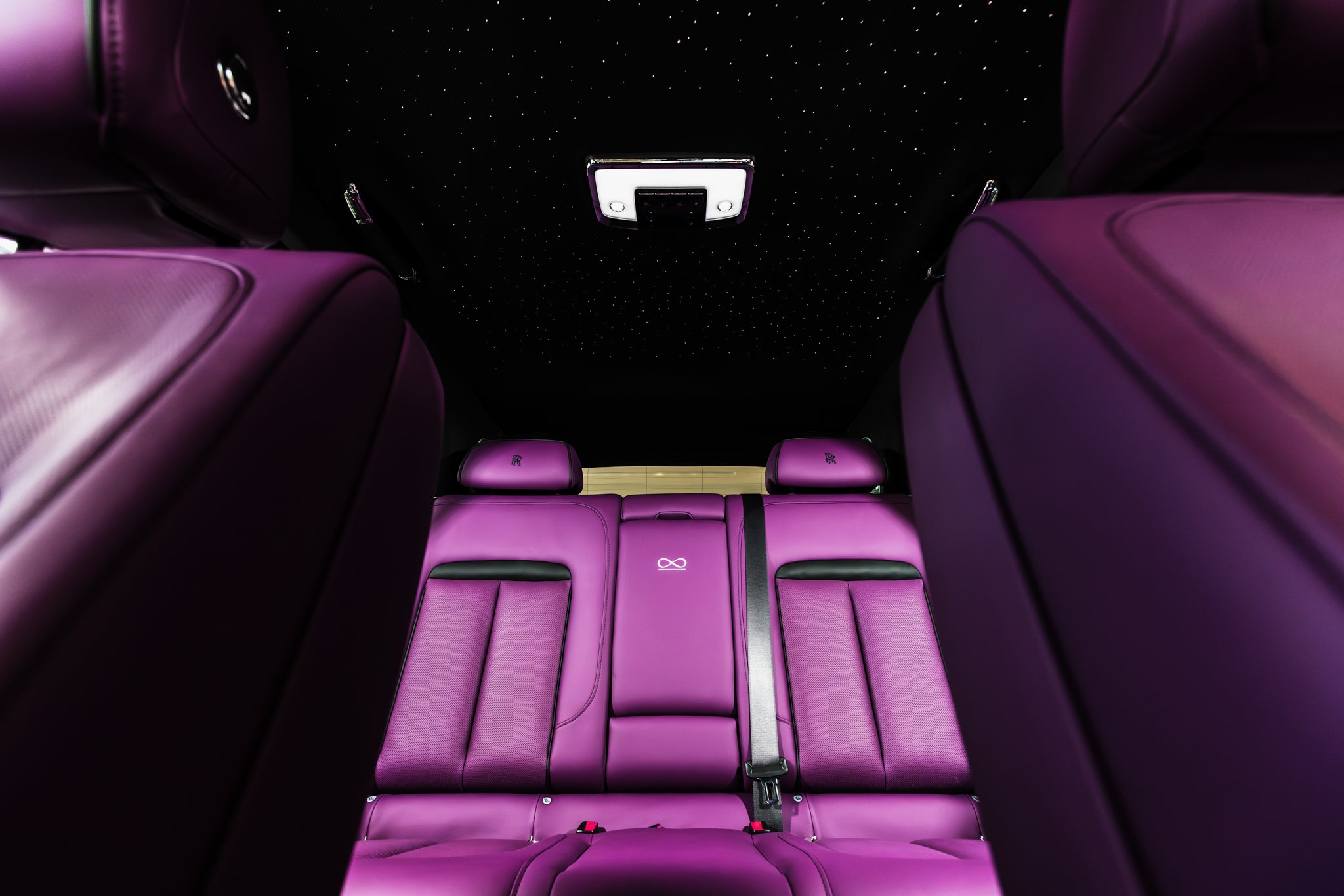Rolls-Royce Black Badge Cullinan Series II purple interior